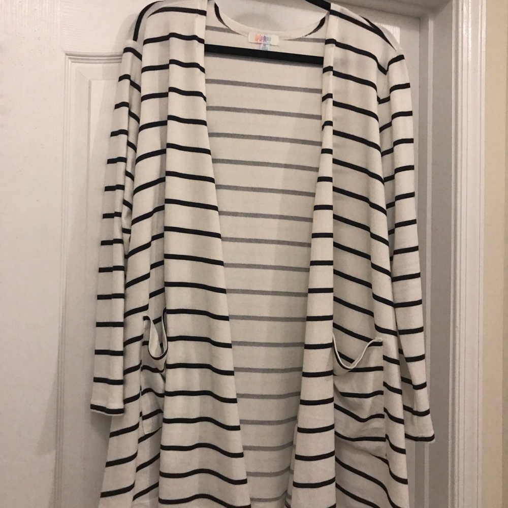 XL Lularoe Caroline